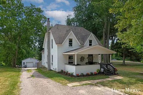 6038 Bancroft, Alto, MI 49302
