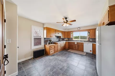 Kitchen - 7760 Willow, Clinton, MI 49236 photo 7 of 7