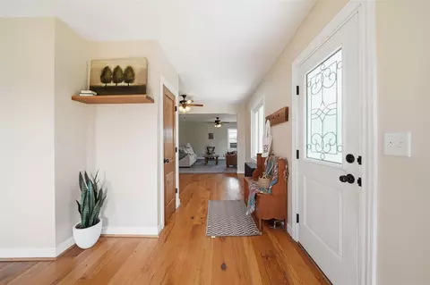 Entry Way - 7760 Willow, Clinton, MI 49236 photo 4 of 13