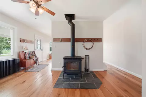 Entry Way - 7760 Willow, Clinton, MI 49236 photo 6 of 13