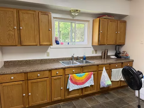 Kitchen - 1004 S Jackson, Jackson, MI 49203 photo 2 of 5