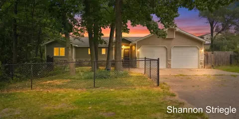 4864 Westshire, Comstock Park, MI 49321