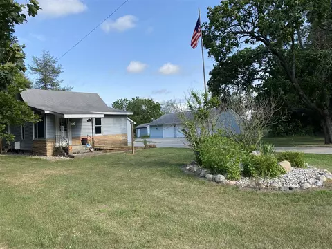 627 S Ensley, Howard City, MI 49329