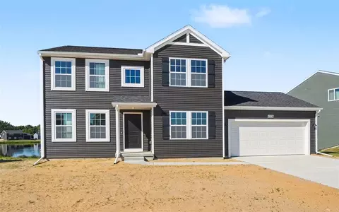 13736 Oasis, Holland, MI 49424