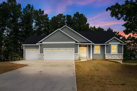 1765 Fairview, Allegan, MI 49010