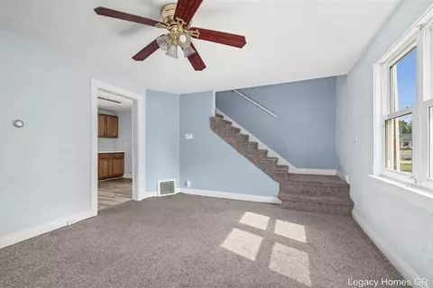 Living - 224-226 Maple, Parchment, MI 49004 photo 3 of 3
