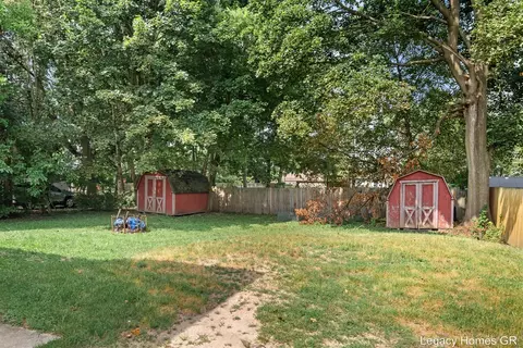 Exterior - 224-226 Maple, Parchment, MI 49004 photo 3 of 7