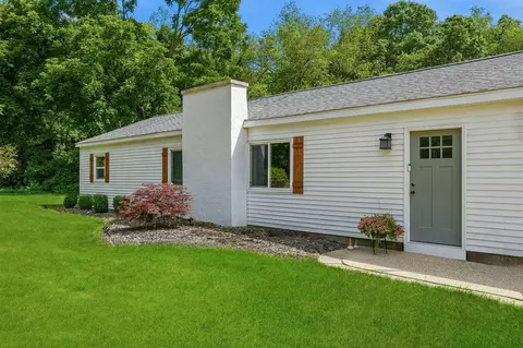 6436 Myers Lk, Rockford, MI 49341
