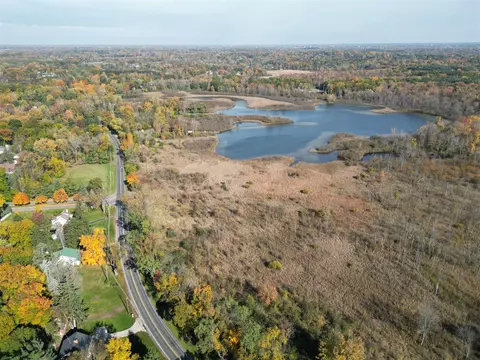 V/l S Jackson, Jackson, MI 49201 photo 3