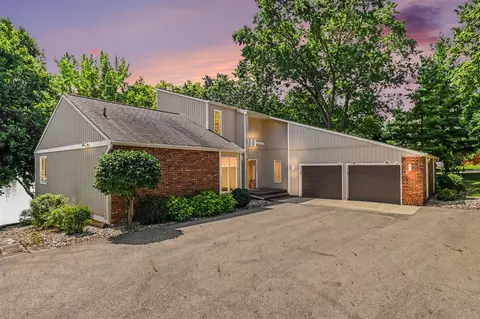 61583 Raintree, Sturgis, MI 49091