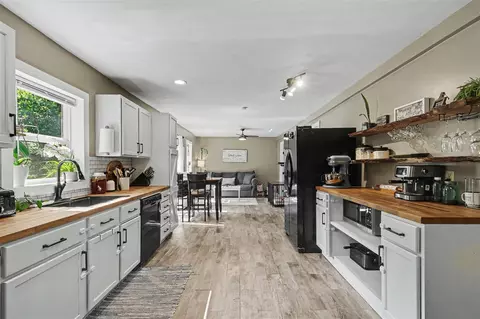 Kitchen - 418 Irish, Lyons, MI 48851 photo 2 of 2