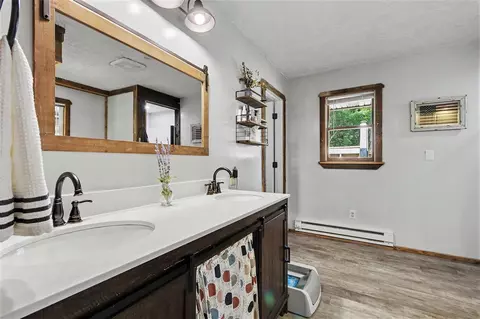 Bath - 418 Irish, Lyons, MI 48851 photo 1 of 1