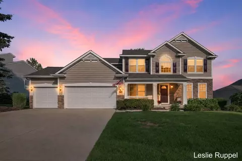 2643 Arbor Chase, Grand Rapids, MI 49525