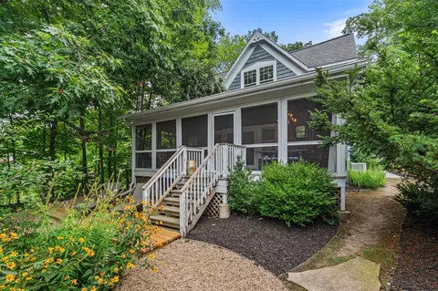 790 Simonson, Saugatuck, MI 49453