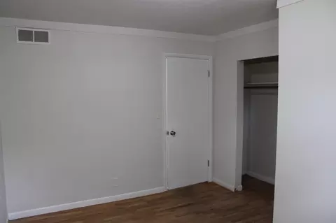 Bedroom - 3027 Tulsa, Jackson, MI 49203 photo 1 of 9