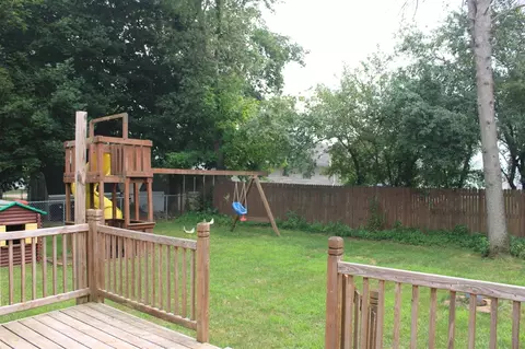 Exterior - 3027 Tulsa, Jackson, MI 49203 photo 8 of 10