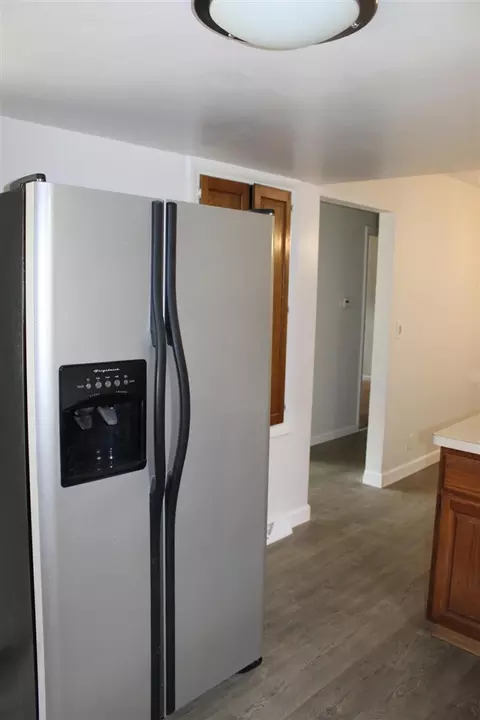 Kitchen - 3027 Tulsa, Jackson, MI 49203 photo 4 of 4