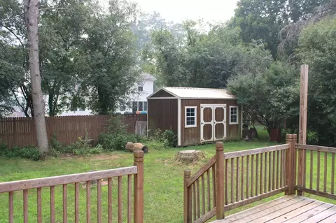 Exterior - 3027 Tulsa, Jackson, MI 49203 photo 6 of 10
