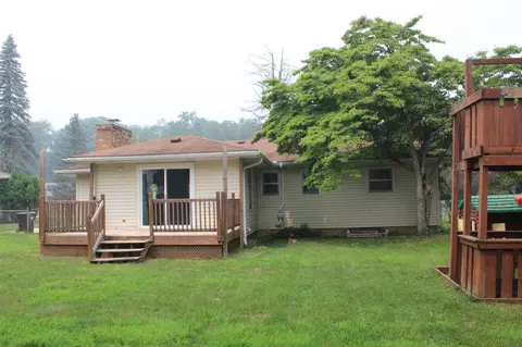 Exterior - 3027 Tulsa, Jackson, MI 49203 photo 9 of 10