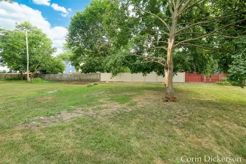 131 Washington, Sunfield, MI 48890 photo 45