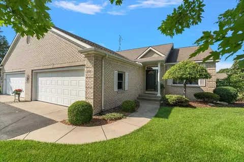 2750 Cedargrove, Jenison, MI 49428
