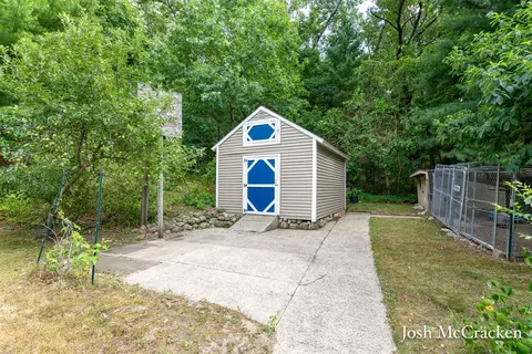 Exterior - 9665 Black Oak, Lowell, MI 49331 photo 8 of 10
