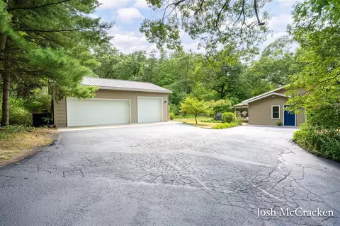 Exterior - 9665 Black Oak, Lowell, MI 49331 photo 3 of 10