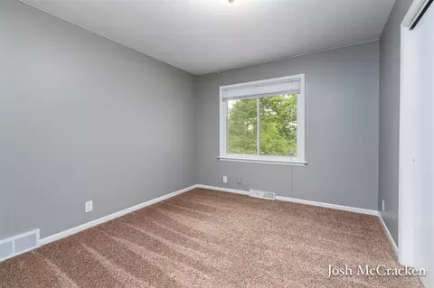 Bedroom - 9665 Black Oak, Lowell, MI 49331 photo 5 of 7