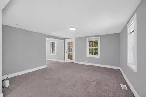 Living - 1227 Wayne, Jackson, MI 49202 photo 1 of 7