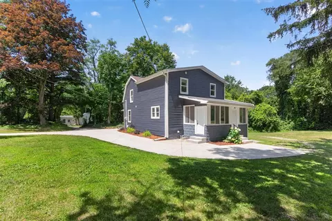 Exterior - 1227 Wayne, Jackson, MI 49202 photo 10 of 18