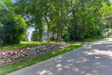 Exterior - 1227 Wayne, Jackson, MI 49202 photo 8 of 18