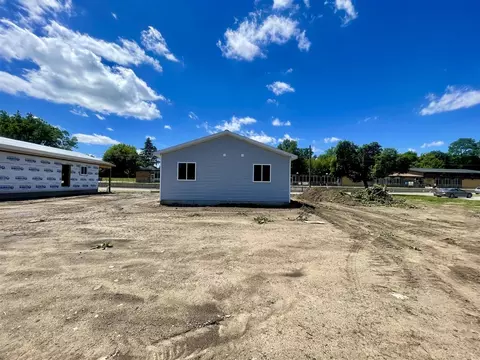 Exterior - 751 Tomlinson, Jackson, MI 49203 photo 2 of 3
