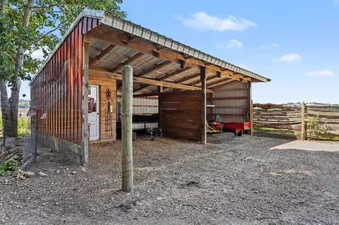 Exterior - 13720 N N Dr, Tekonsha, MI 49092 photo 7 of 16