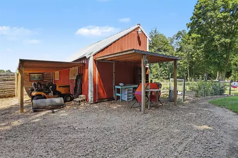 Exterior - 13720 N N Dr, Tekonsha, MI 49092 photo 6 of 16
