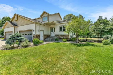 5643 W Sandalwood, Norton Shores, MI 49441