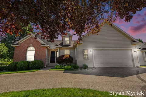 3042 Roberts, Holland, MI 49424