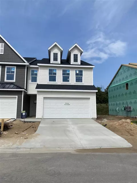 2883 E Highgate #82, Kentwood, MI 49512
