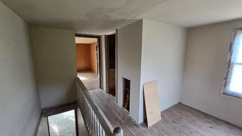 Entry Way - 8407 E Michigan, Jackson, MI 49201 photo 2 of 3