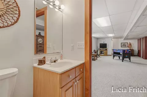 Bath - 6421 Durham, Whitehall, MI 49461 photo 6 of 6