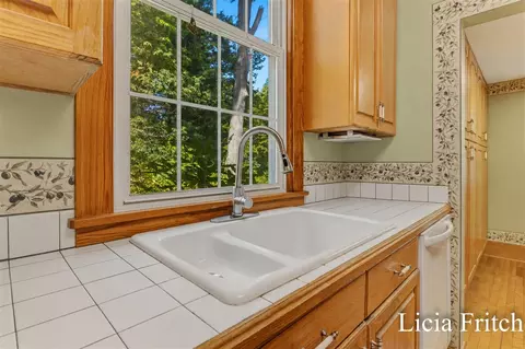 Kitchen - 6421 Durham, Whitehall, MI 49461 photo 5 of 7