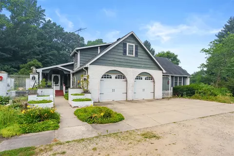 41169 County Road 669, Decatur, MI 49045