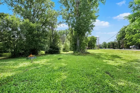 E Shore, Stanton, MI 48888 photo 6