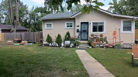 25948 Penn, Inkster, MI 48141