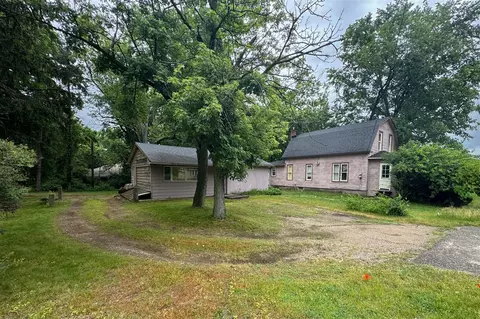 504 W W Ctr, Portage, MI 49024