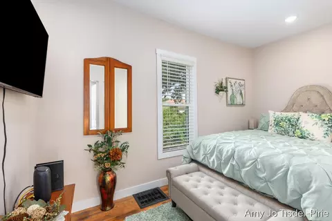 Bedroom - 1096 E James, White Cloud, MI 49349 photo 2 of 5