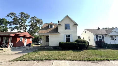 360 W 18th, Holland, MI 49423