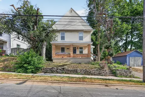 909 Hall, Grand Rapids, MI 49507