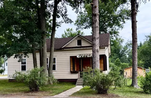 Exterior - 520 7th, Baldwin, MI 49304 photo 2 of 8