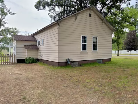 Exterior - 520 7th, Baldwin, MI 49304 photo 5 of 8