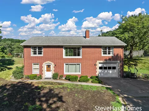 17443 Hayes, Grand Haven, MI 49417